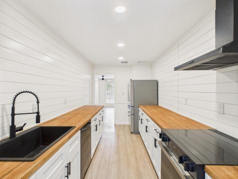6108 Shadow Valley Drive Austin TX 78731