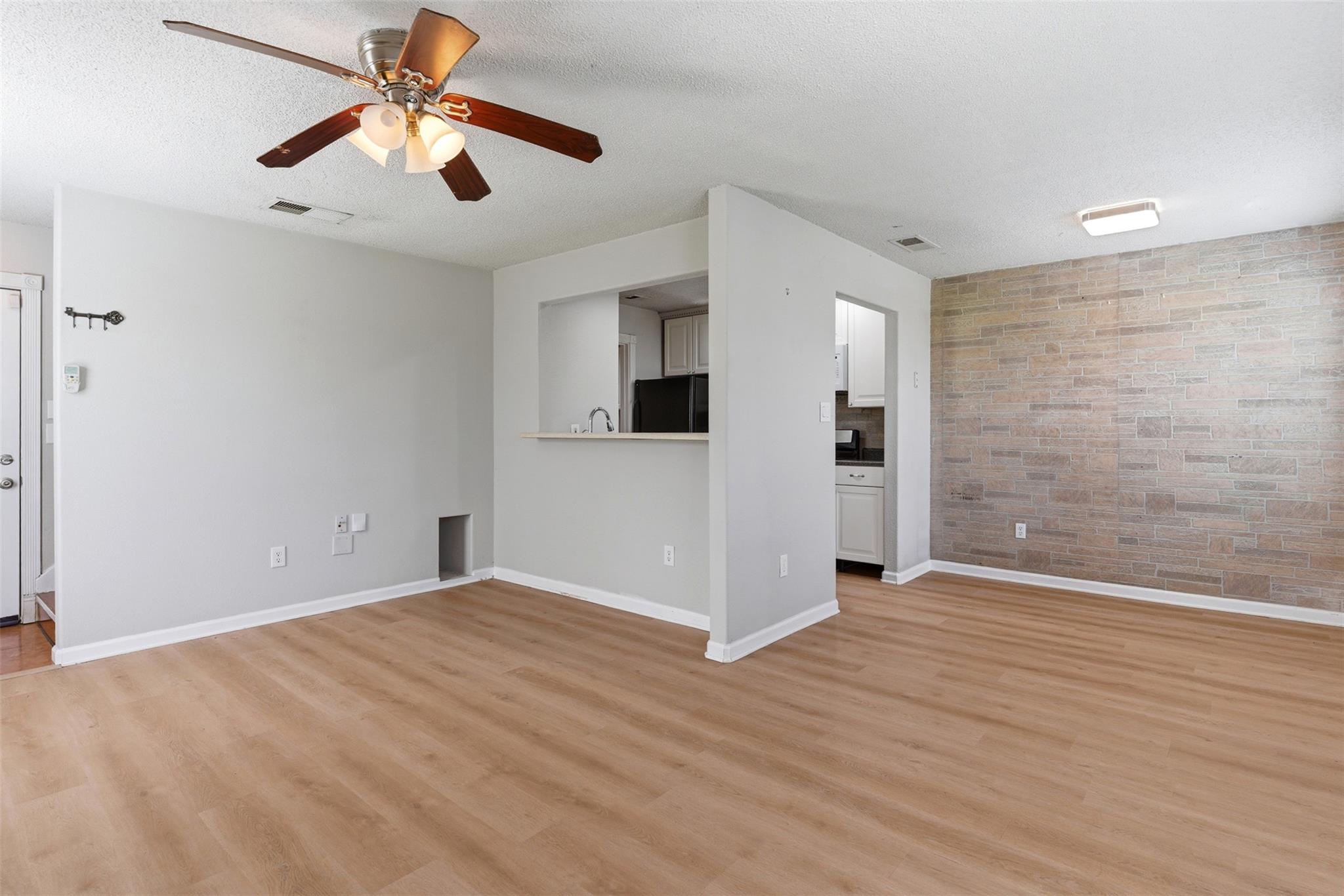 1407 Warrior Lane Del Valle TX 78617