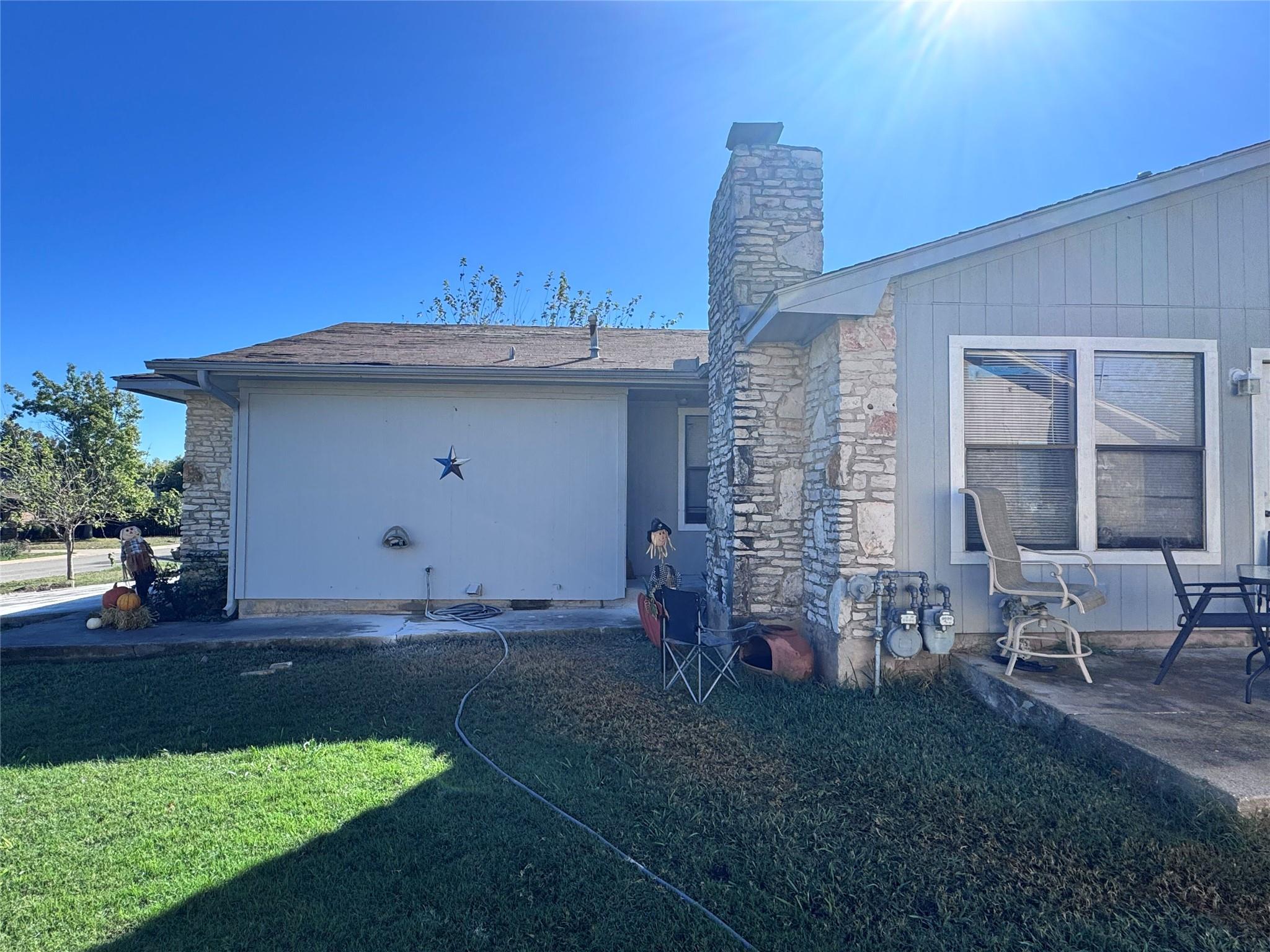 2709 Sunny Lane Taylor TX 76574