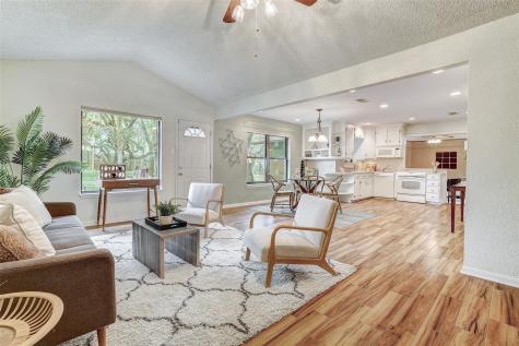 8606 Thunderbird Road Austin TX 78736