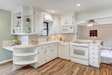 8606 Thunderbird Road Austin TX 78736