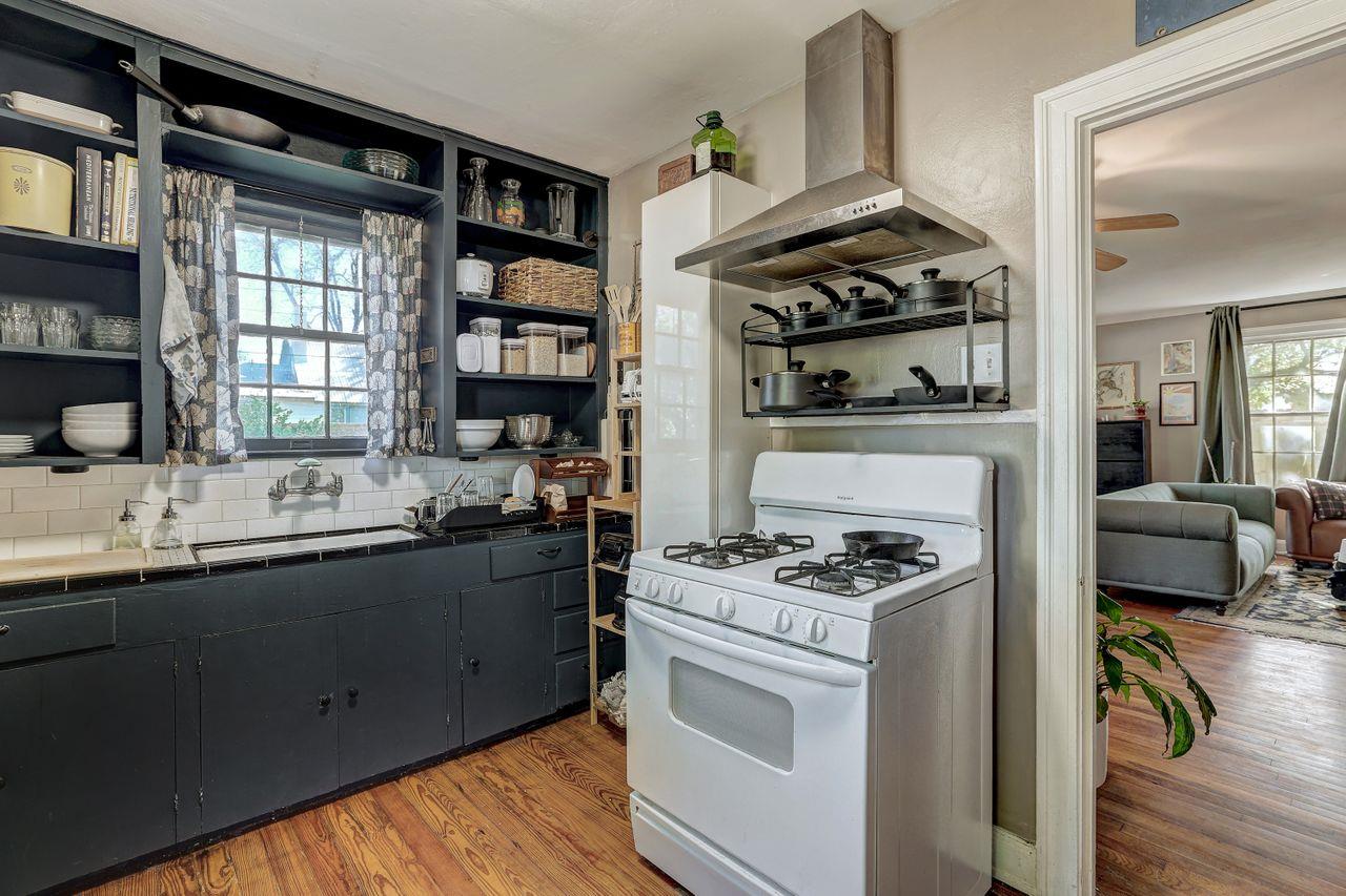 809 E 44th Street Austin TX 78751