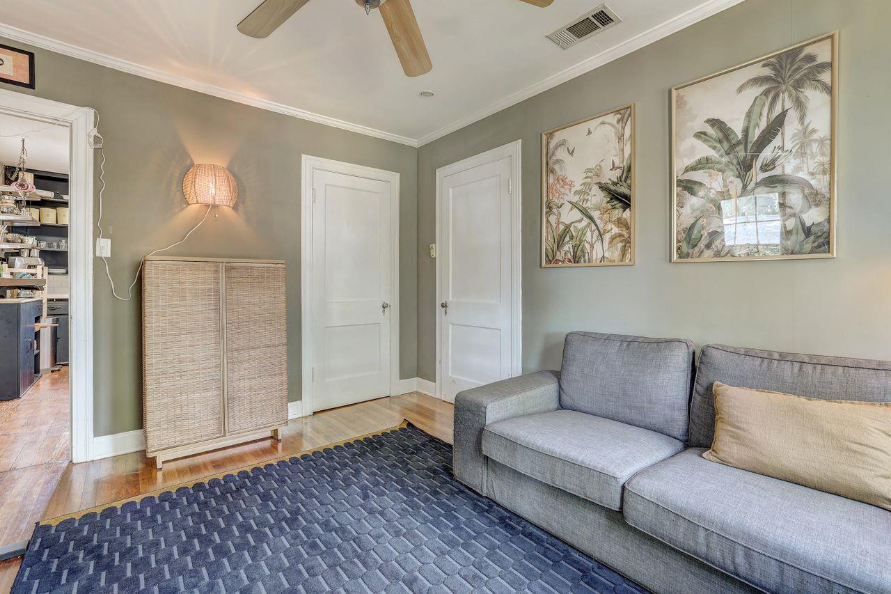 809 E 44th Street Austin TX 78751