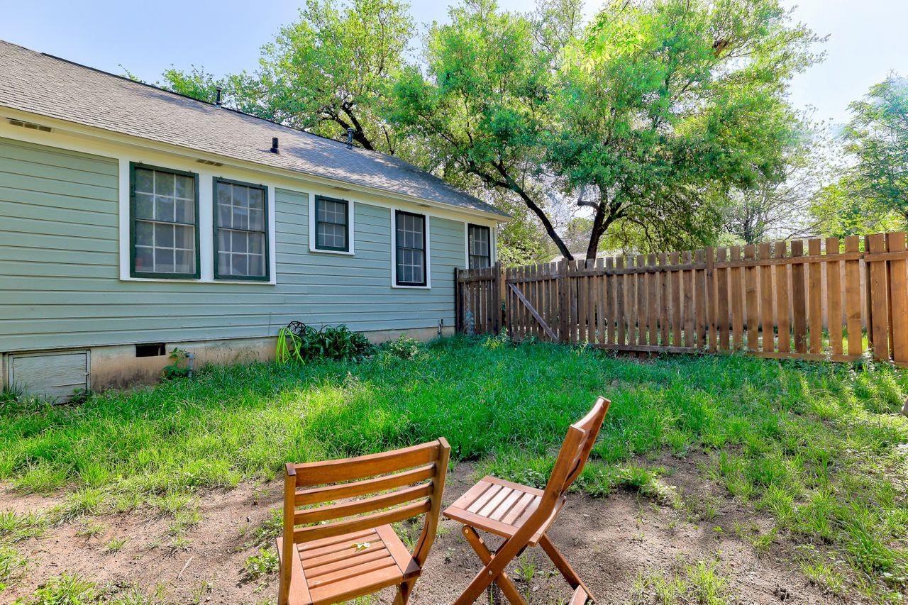 809 E 44th Street Austin TX 78751