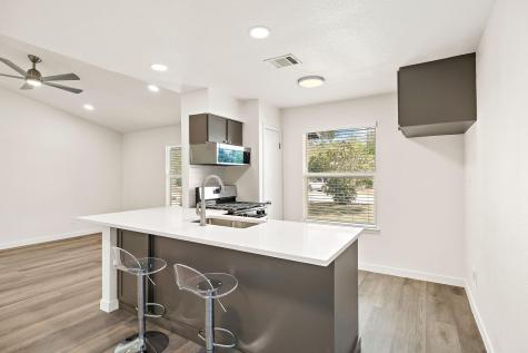 6203 Berkett Cove Austin TX 78745
