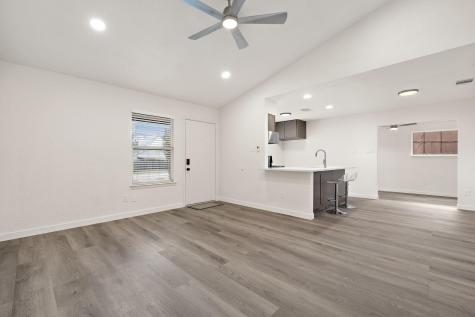 6203 Berkett Cove Austin TX 78745