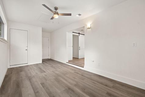 6203 Berkett Cove Austin TX 78745