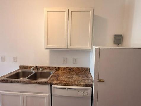323 E Avenue C Avenue Robstown TX 78380