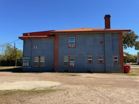 323 E Avenue C Avenue Robstown TX 78380