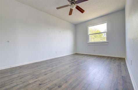 1306 E Saint Johns Avenue Austin TX 78752