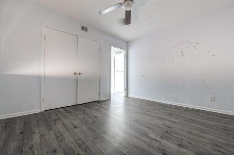 1306 E Saint Johns Avenue Austin TX 78752