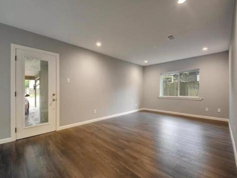 4702 Duval Street Austin TX 78751