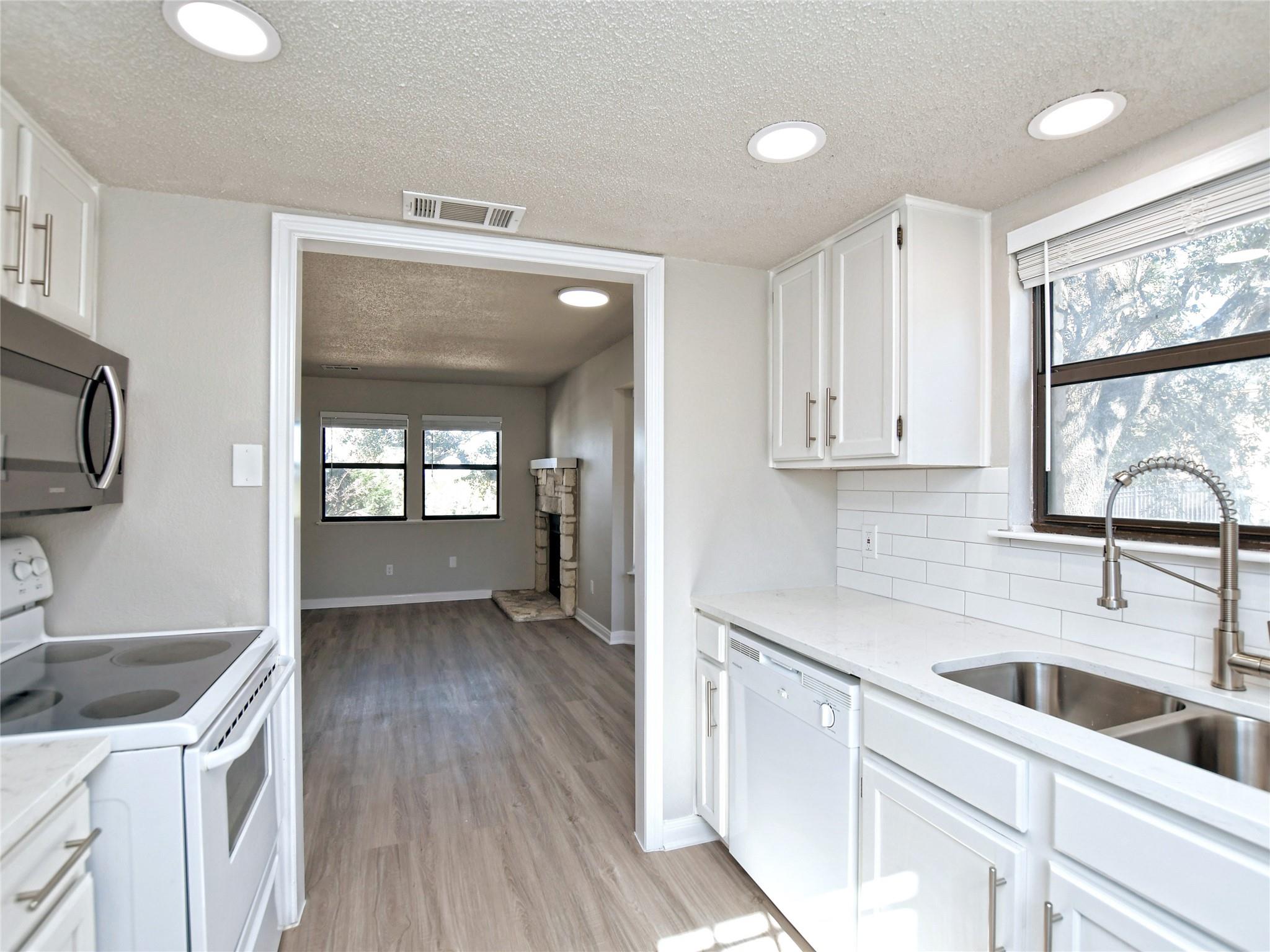 21401 Patton Avenue Lago Vista TX 78645