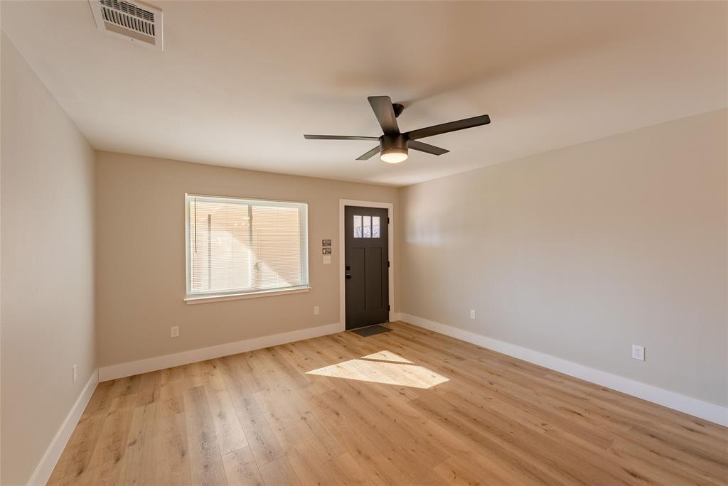 4306 Shallowbrook Trail Austin TX 78744