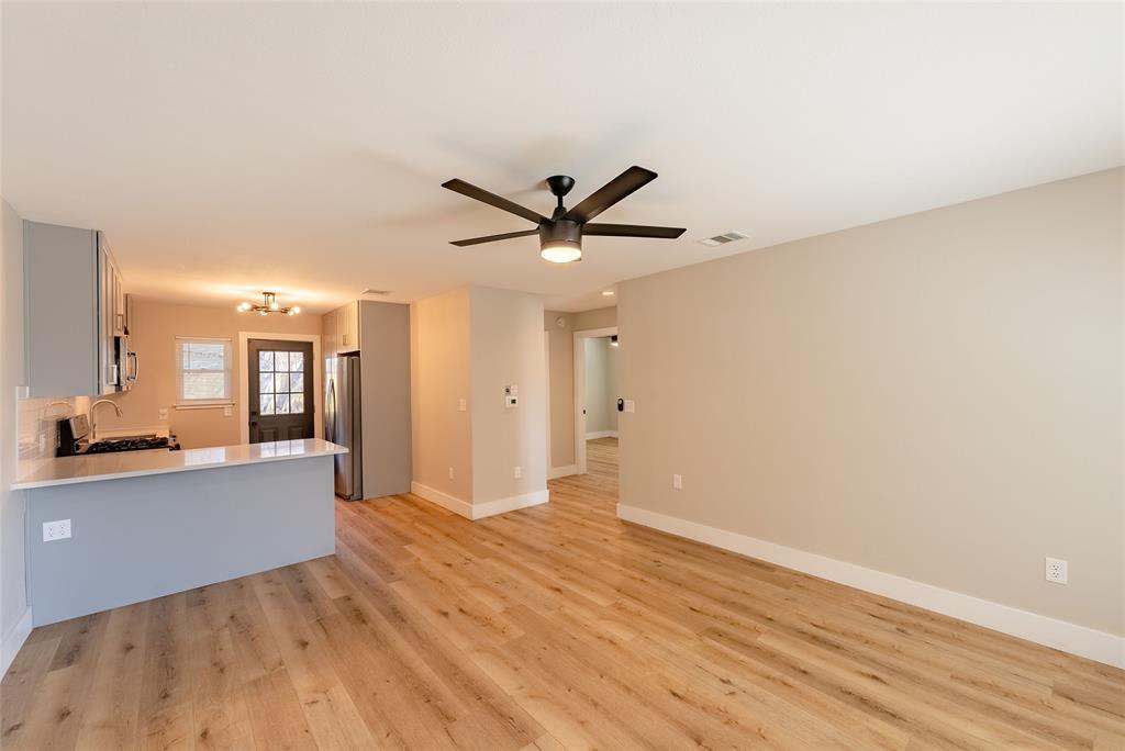 4306 Shallowbrook Trail Austin TX 78744