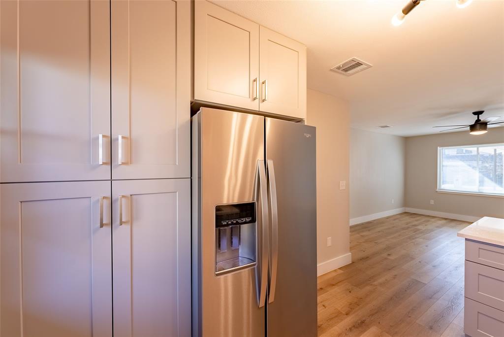 4306 Shallowbrook Trail Austin TX 78744