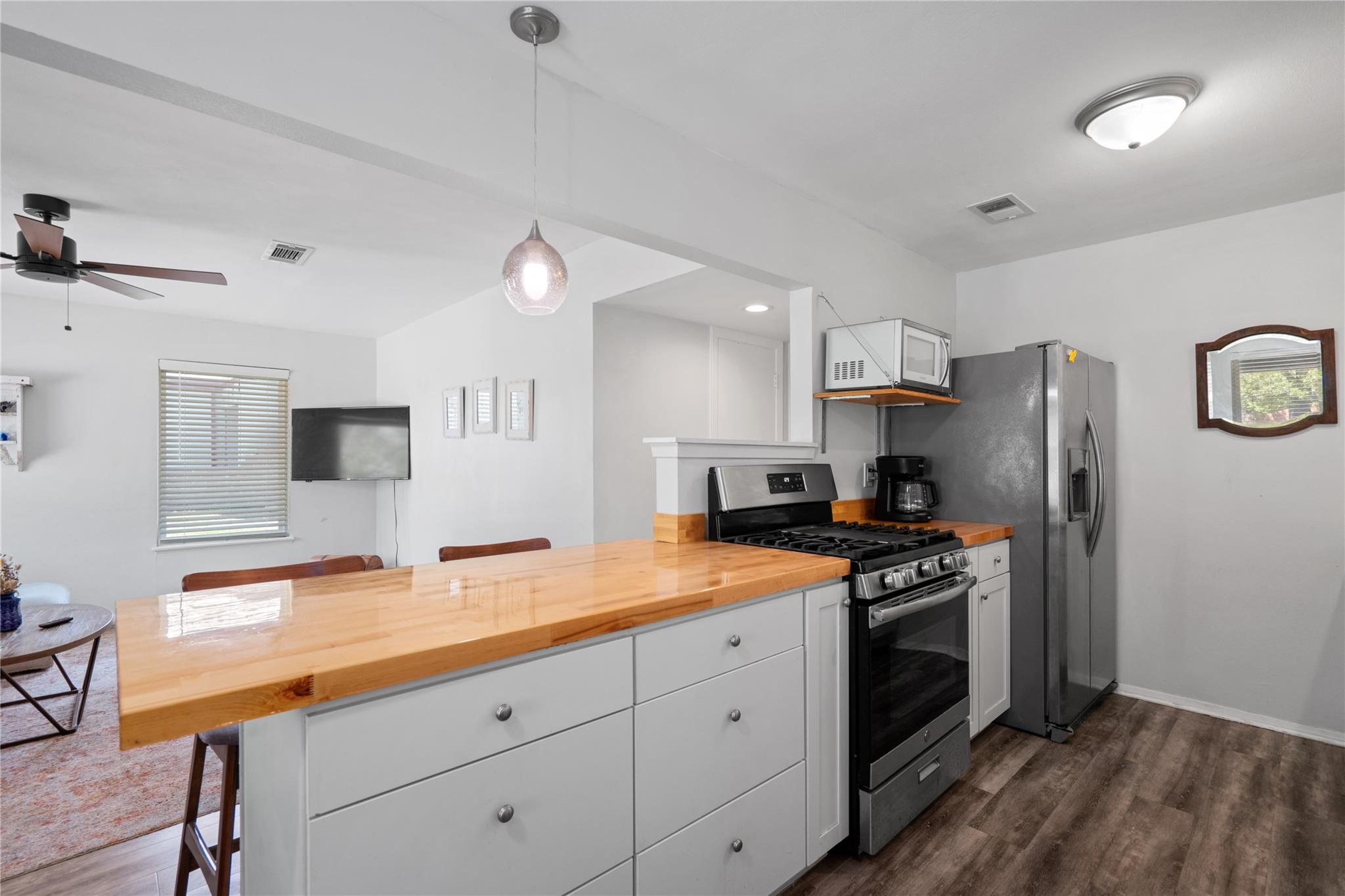 8400 Sequoia Drive Austin TX 78758