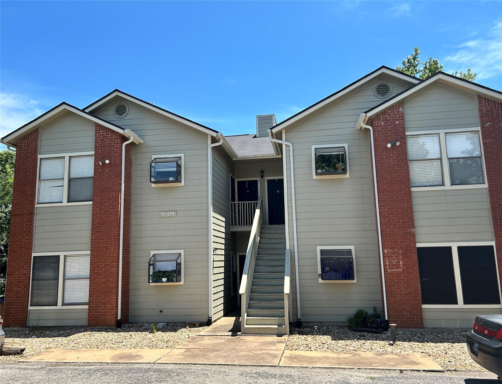 9509 Kempler Drive Austin TX 78748