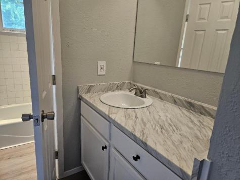 516 Lenora Drive Taylor TX 76574