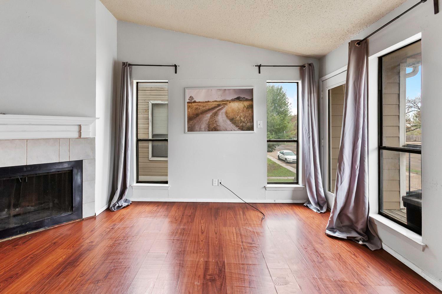 1907 W Loop Austin TX 78758