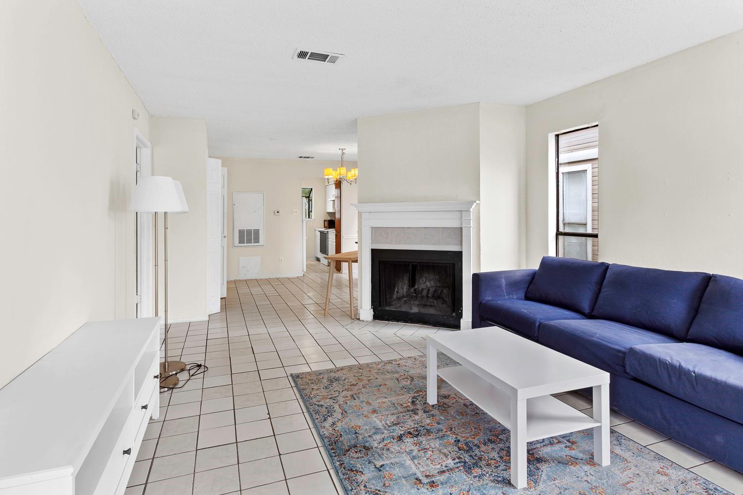 1907 W Loop Austin TX 78758