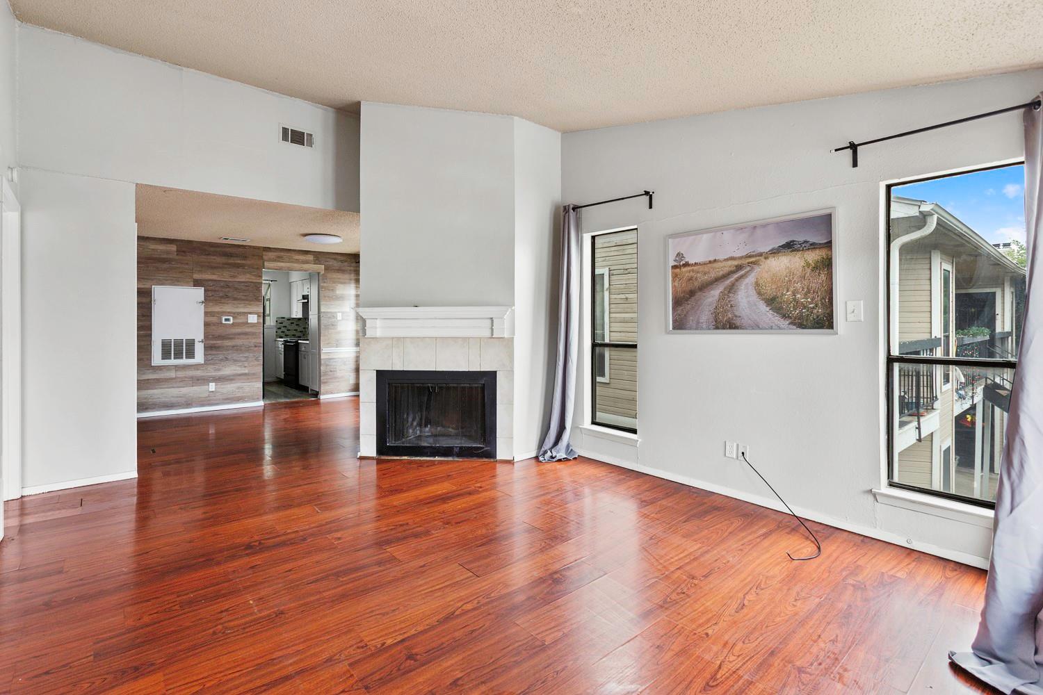 1907 W Loop Austin TX 78758