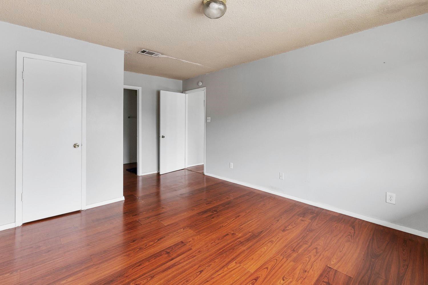 1907 W Loop Austin TX 78758