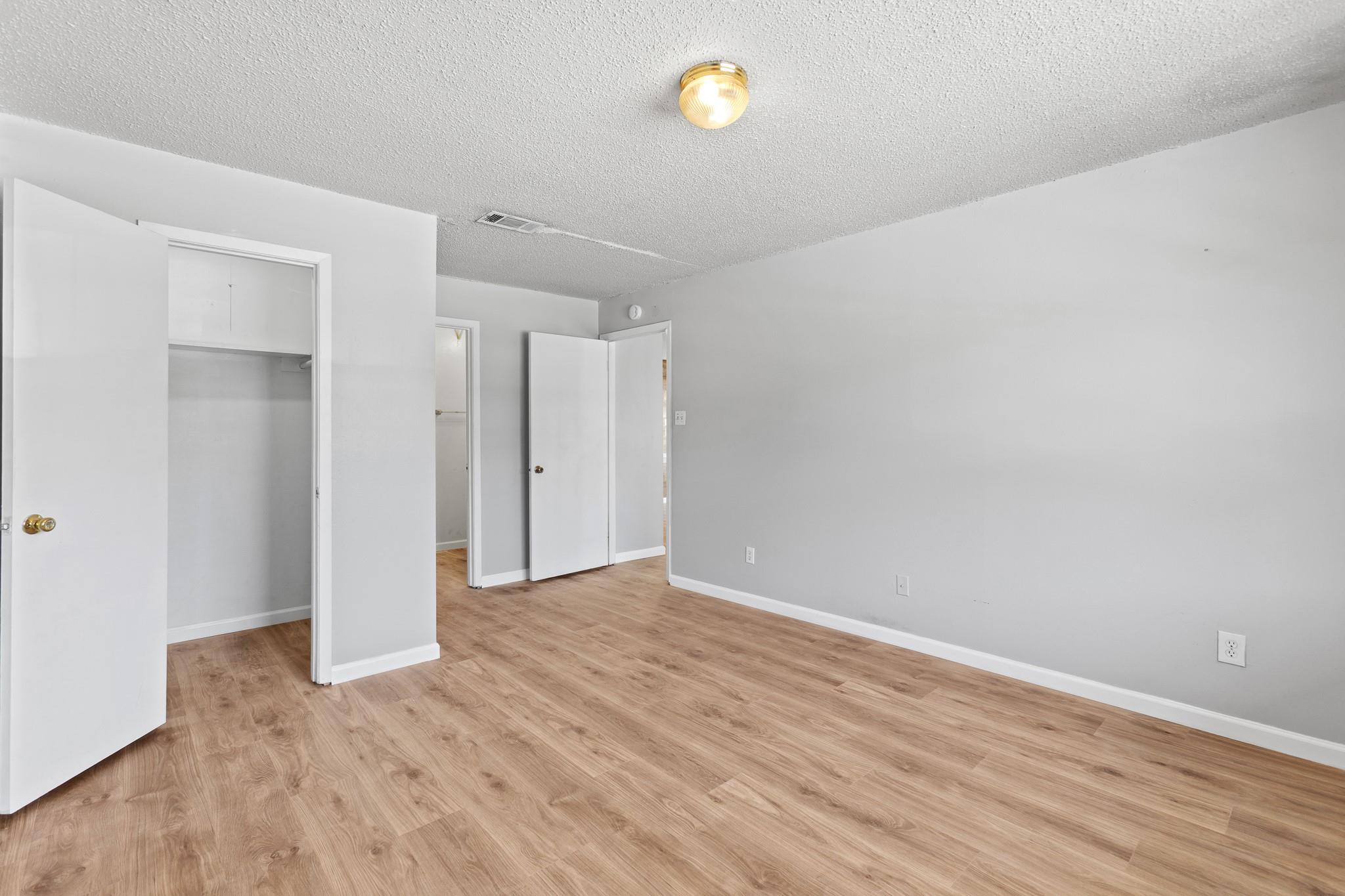 1907 W Loop Austin TX 78758