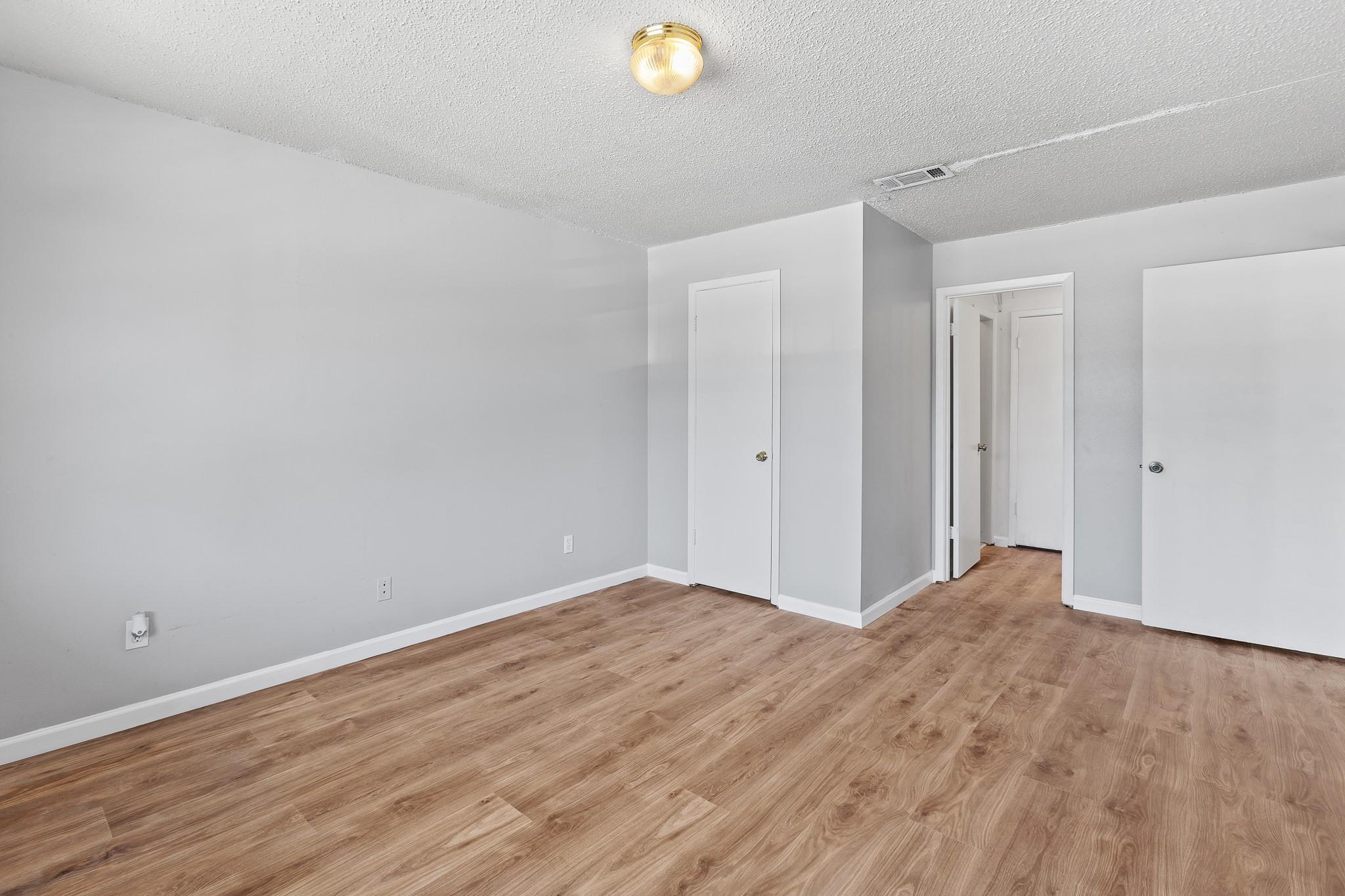 1907 W Loop Austin TX 78758
