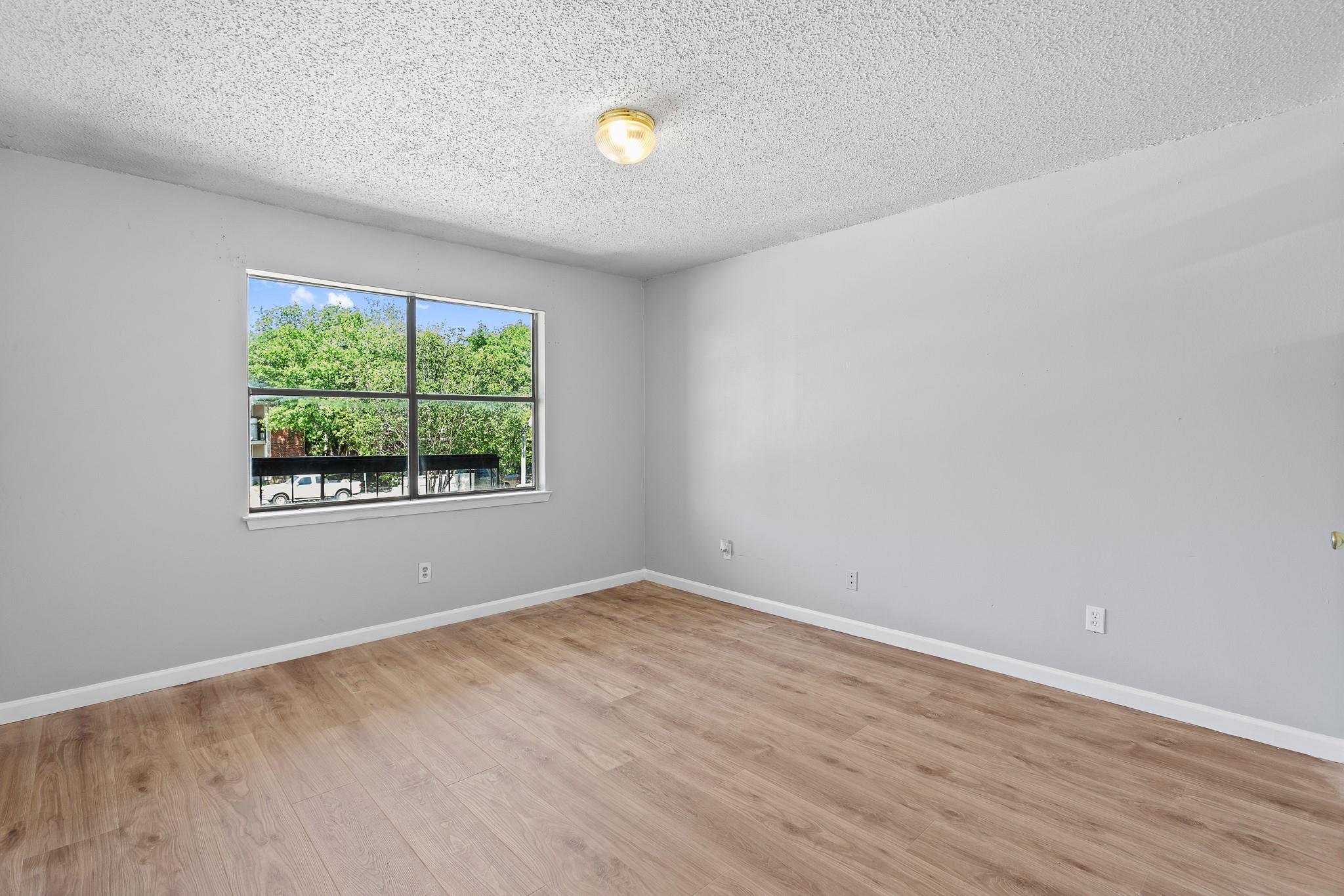 1907 W Loop Austin TX 78758
