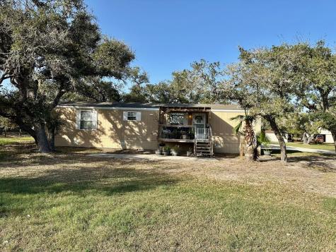 1522-1524 Sixteenth Street Rockport TX 78382