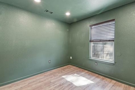 119 N Kanaio Drive Bastrop TX 78602