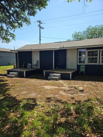 105 N Rhomberg Street Burnet TX 78611