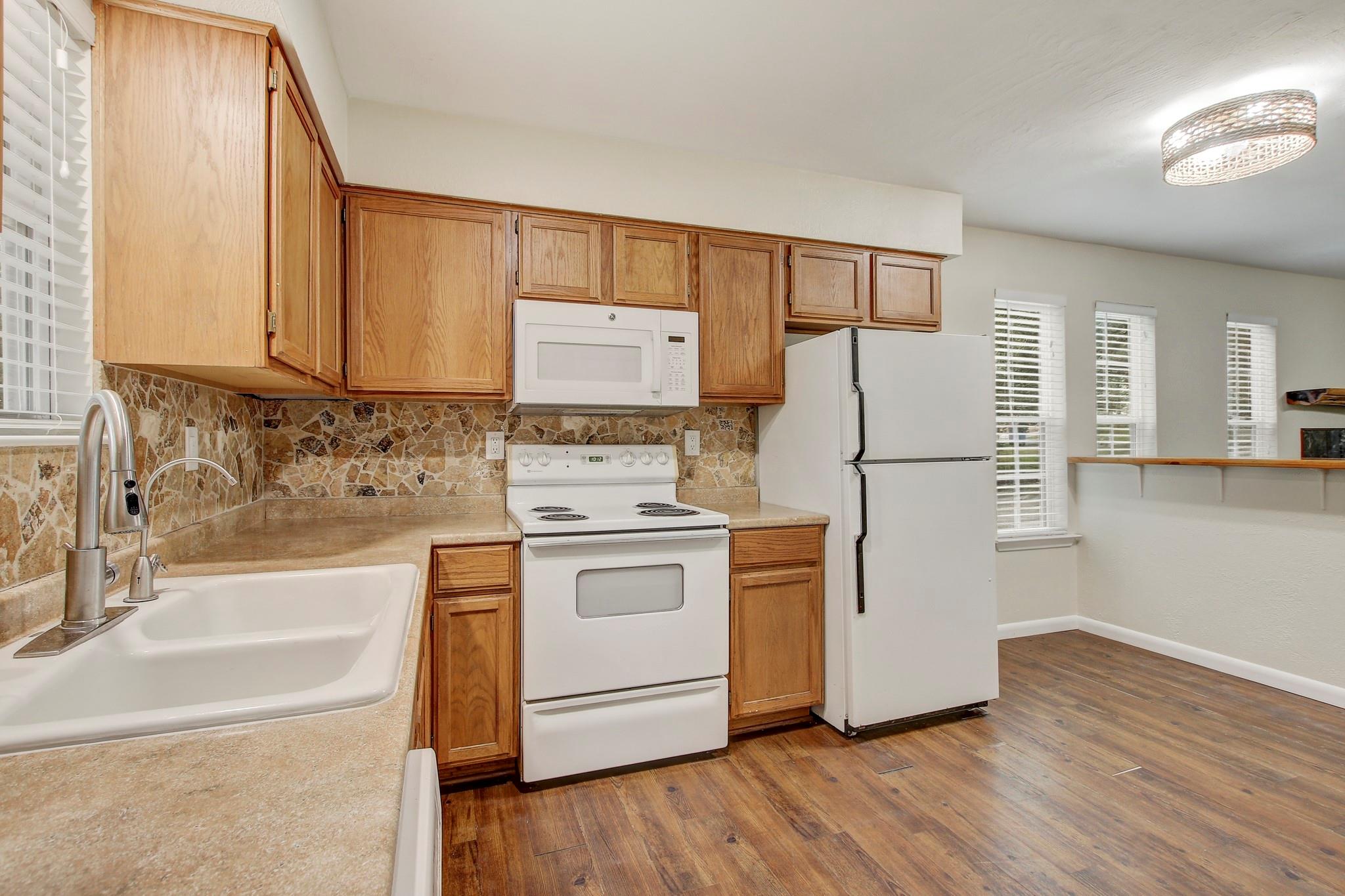 6902 Rifle Bend Austin TX 78736