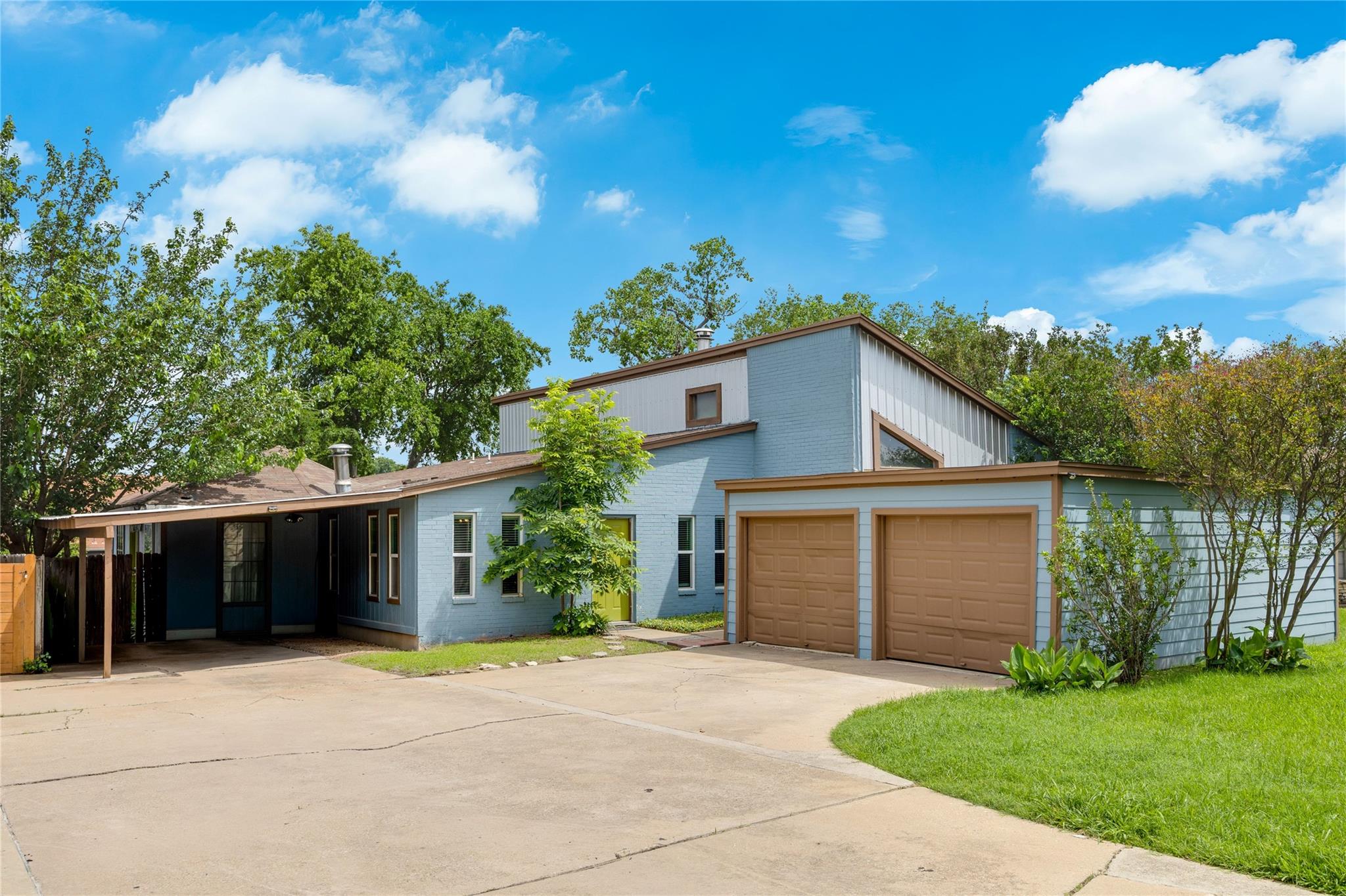 1807 Briar Hill Drive Austin TX 78741