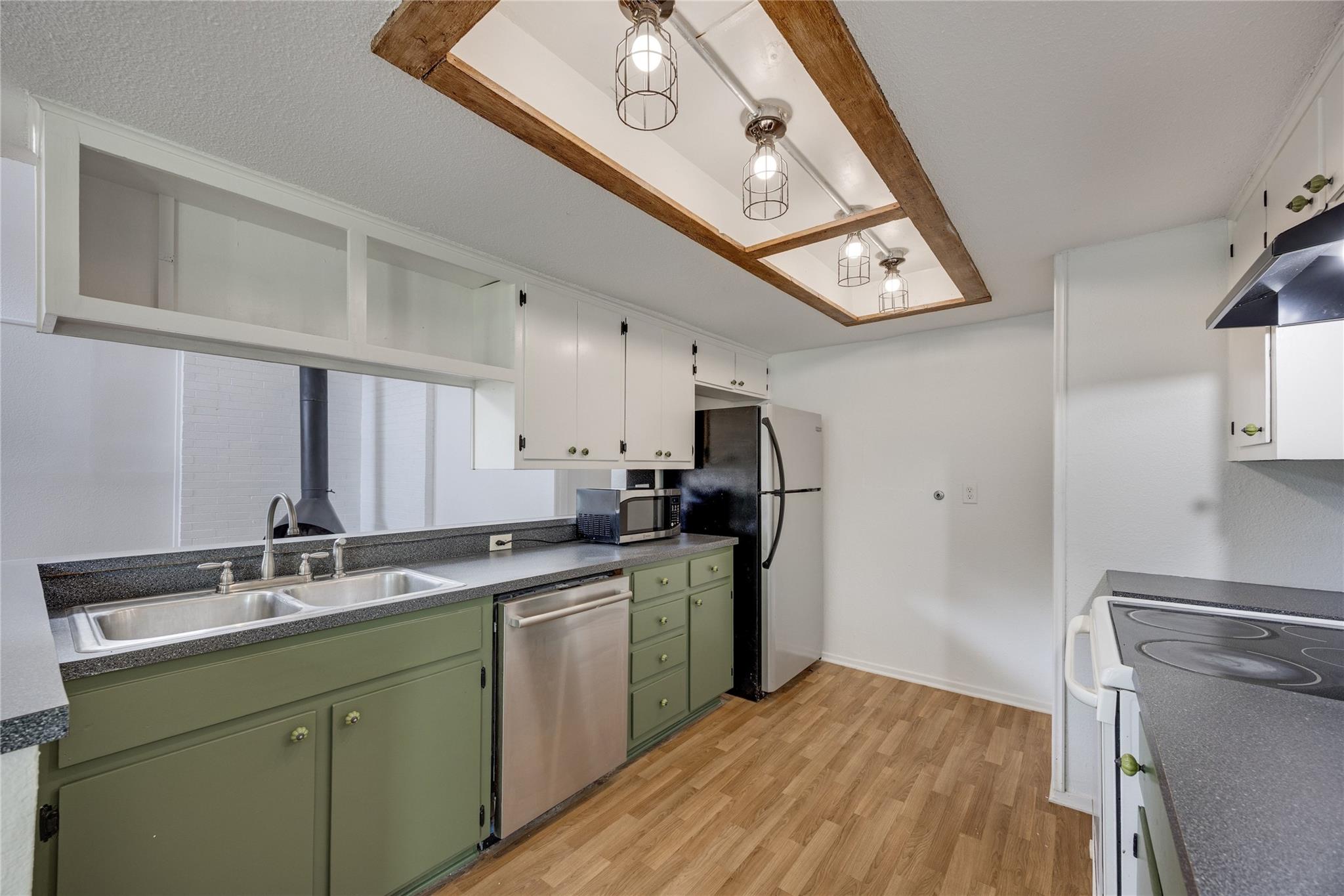 1807 Briar Hill Drive Austin TX 78741