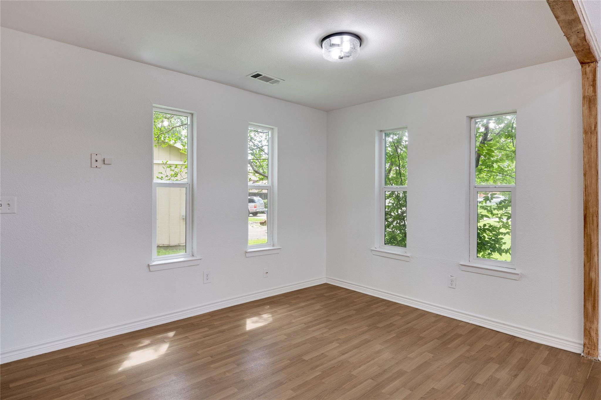 1807 Briar Hill Drive Austin TX 78741