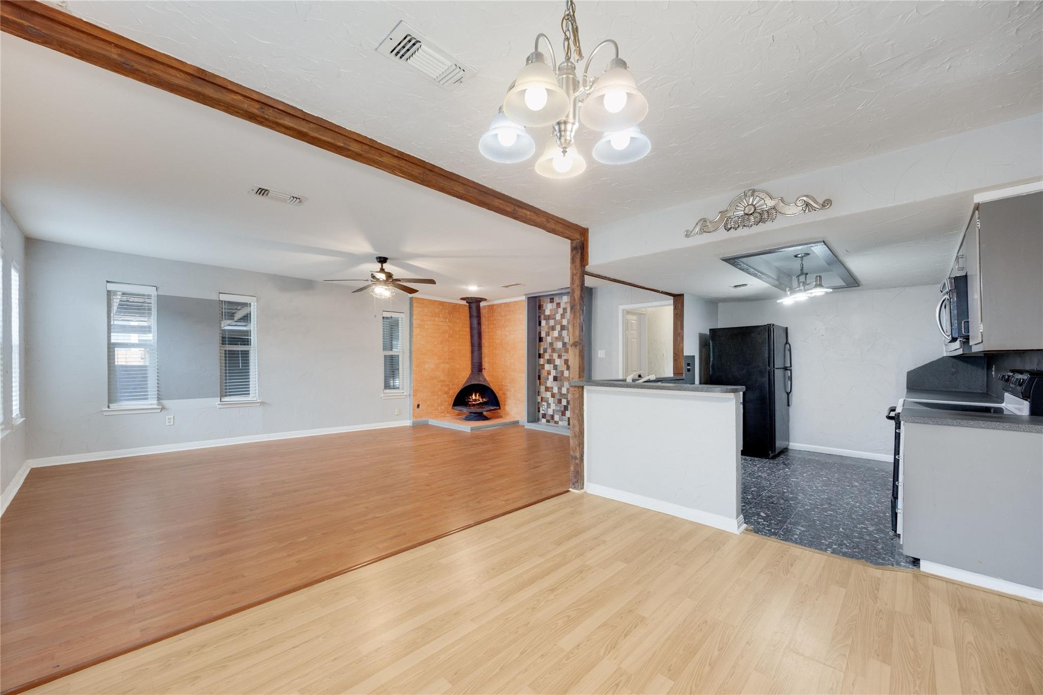1807 Briar Hill Drive Austin TX 78741