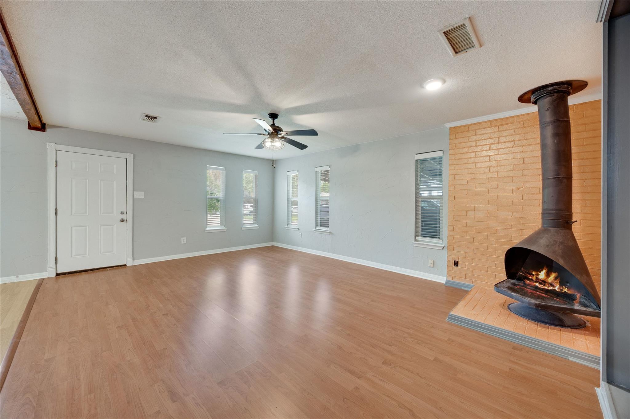1807 Briar Hill Drive Austin TX 78741