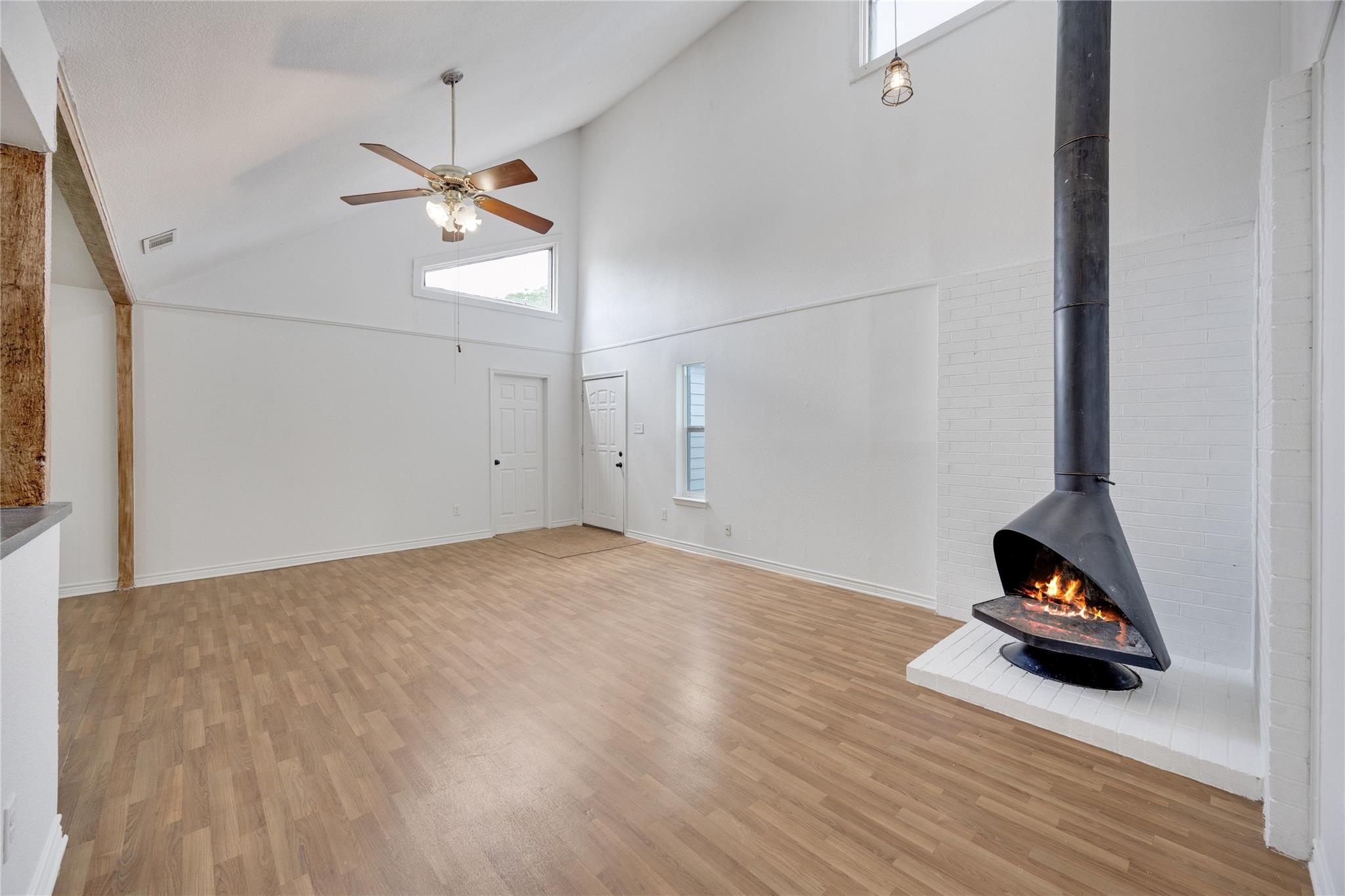 1807 Briar Hill Drive Austin TX 78741