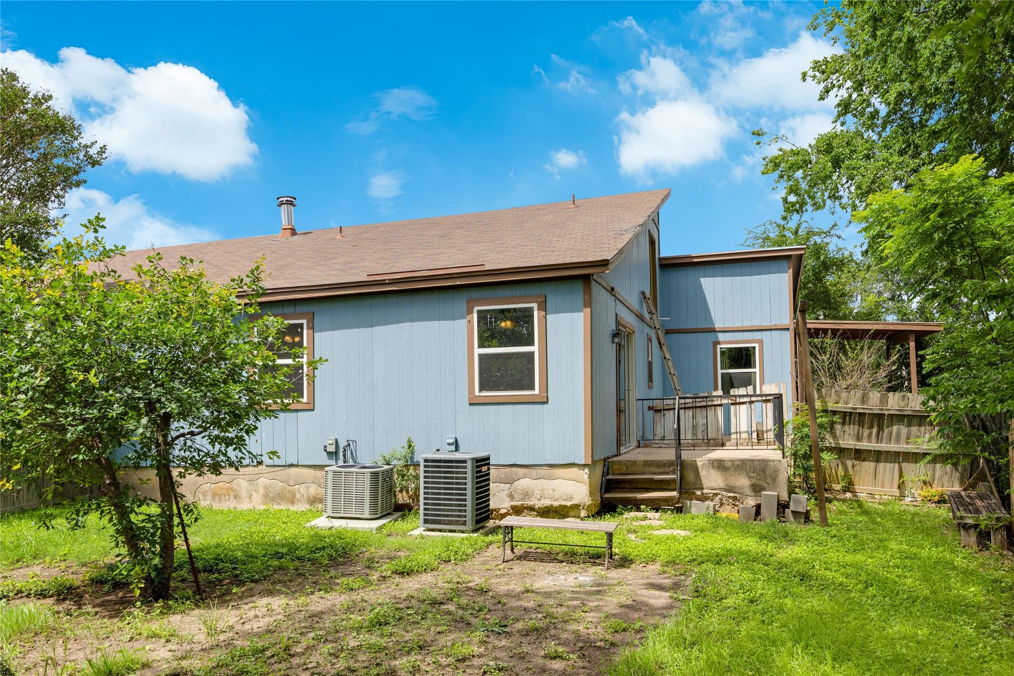 1807 Briar Hill Drive Austin TX 78741