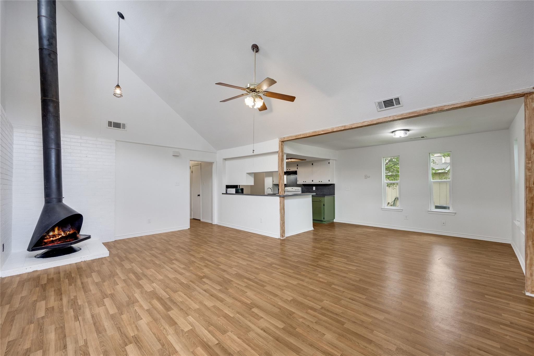 1807 Briar Hill Drive Austin TX 78741