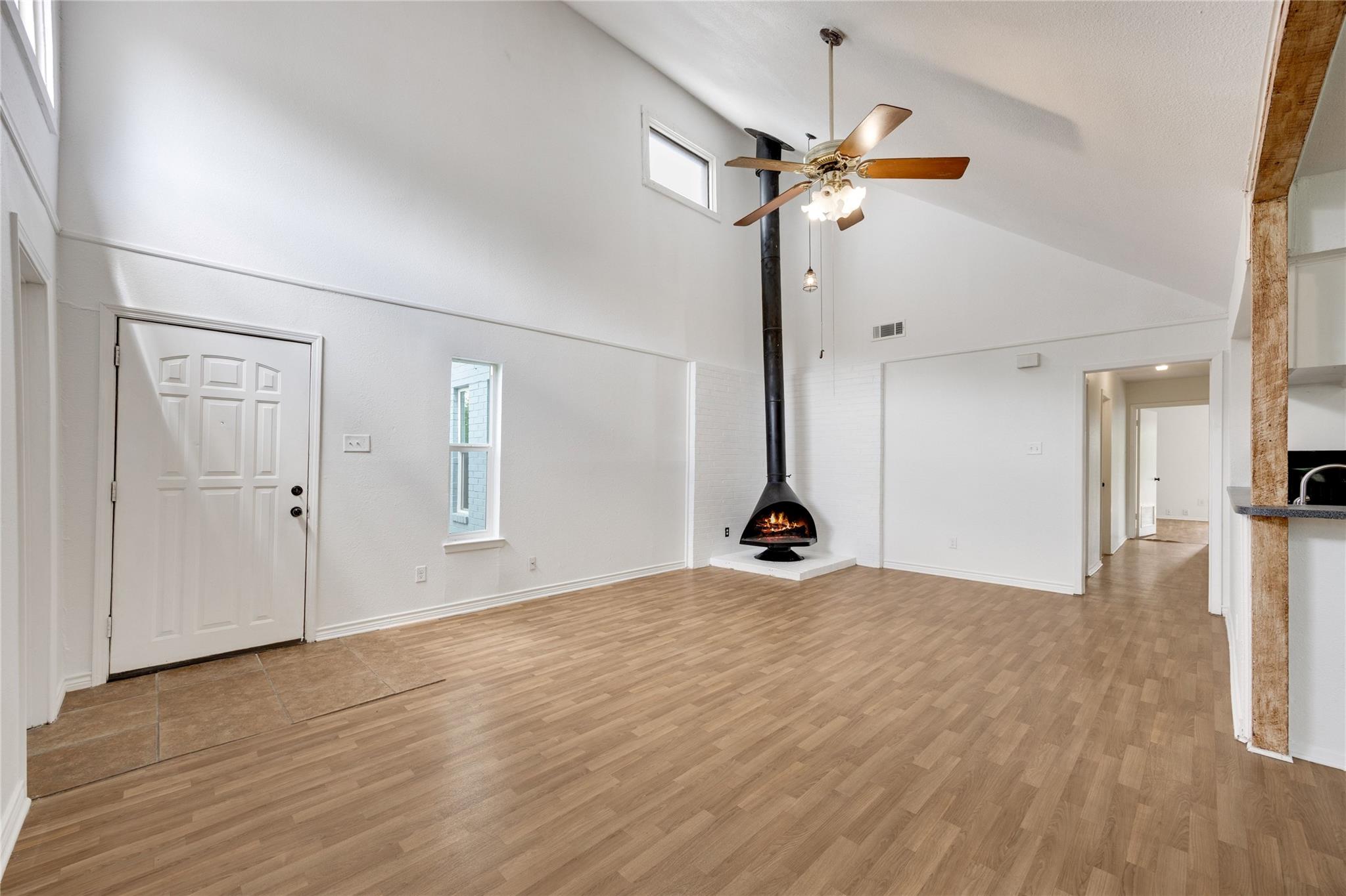 1807 Briar Hill Drive Austin TX 78741