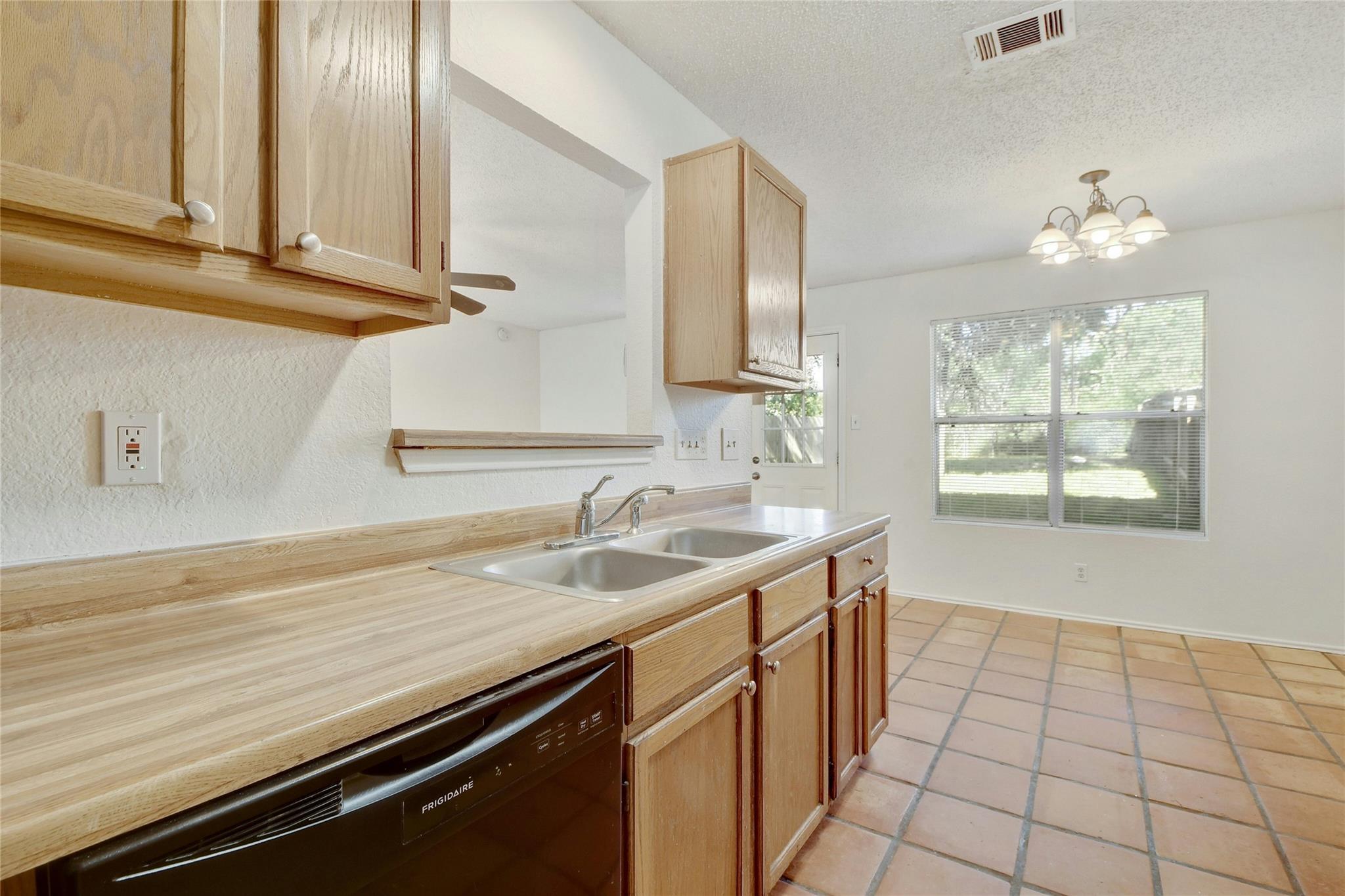 6102 Parkwood Drive Austin TX 78735