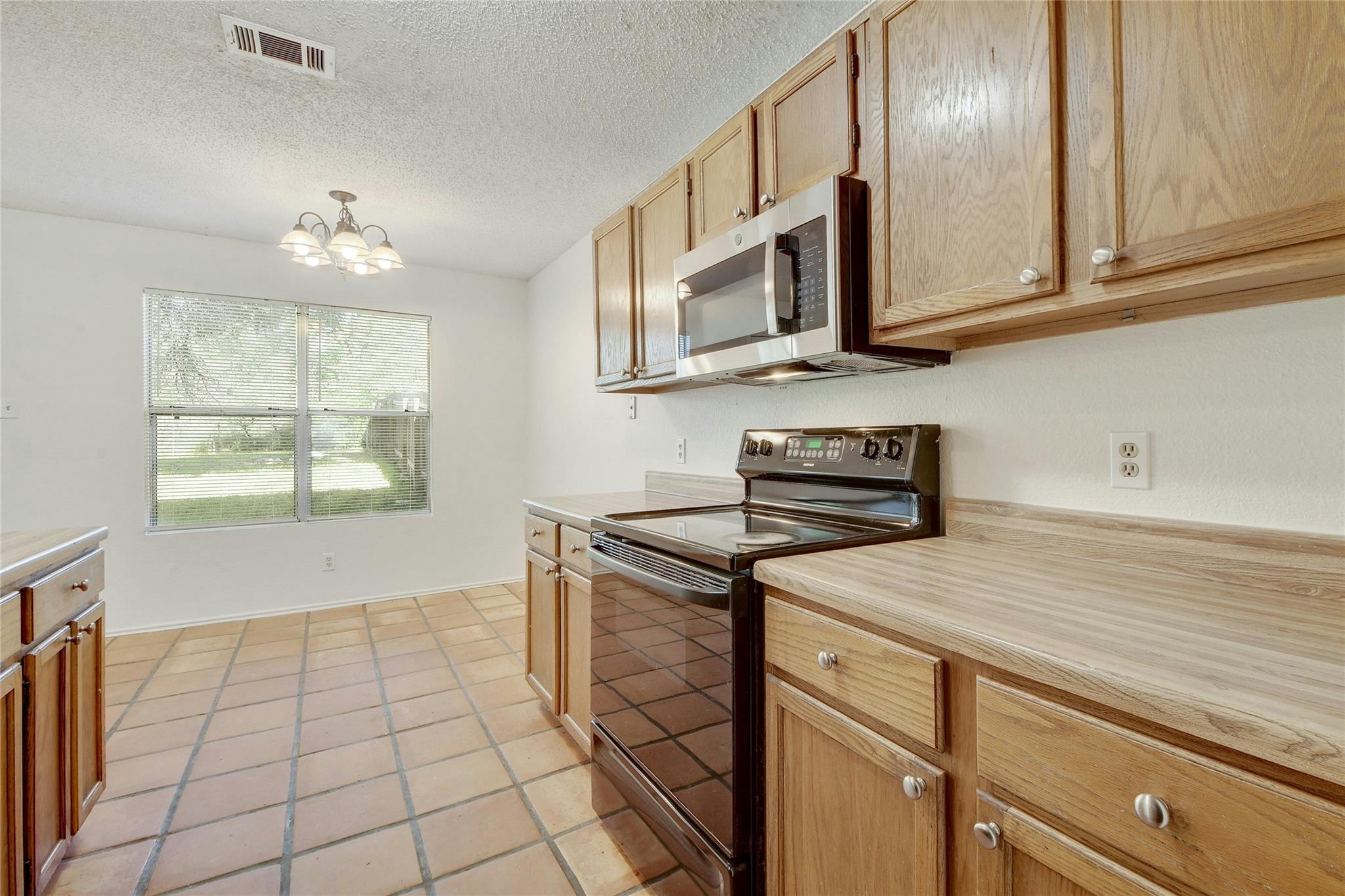 6102 Parkwood Drive Austin TX 78735