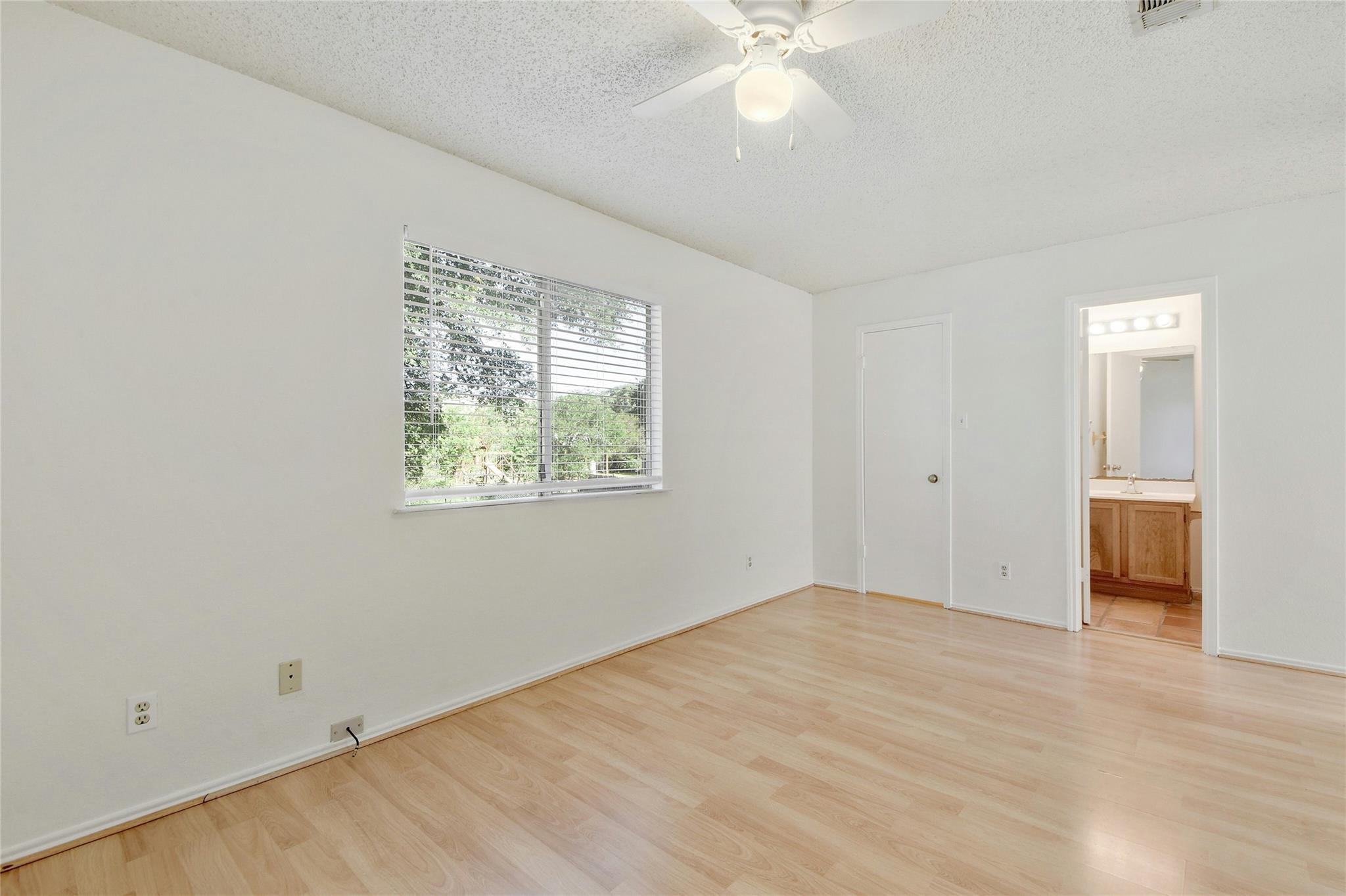 6102 Parkwood Drive Austin TX 78735
