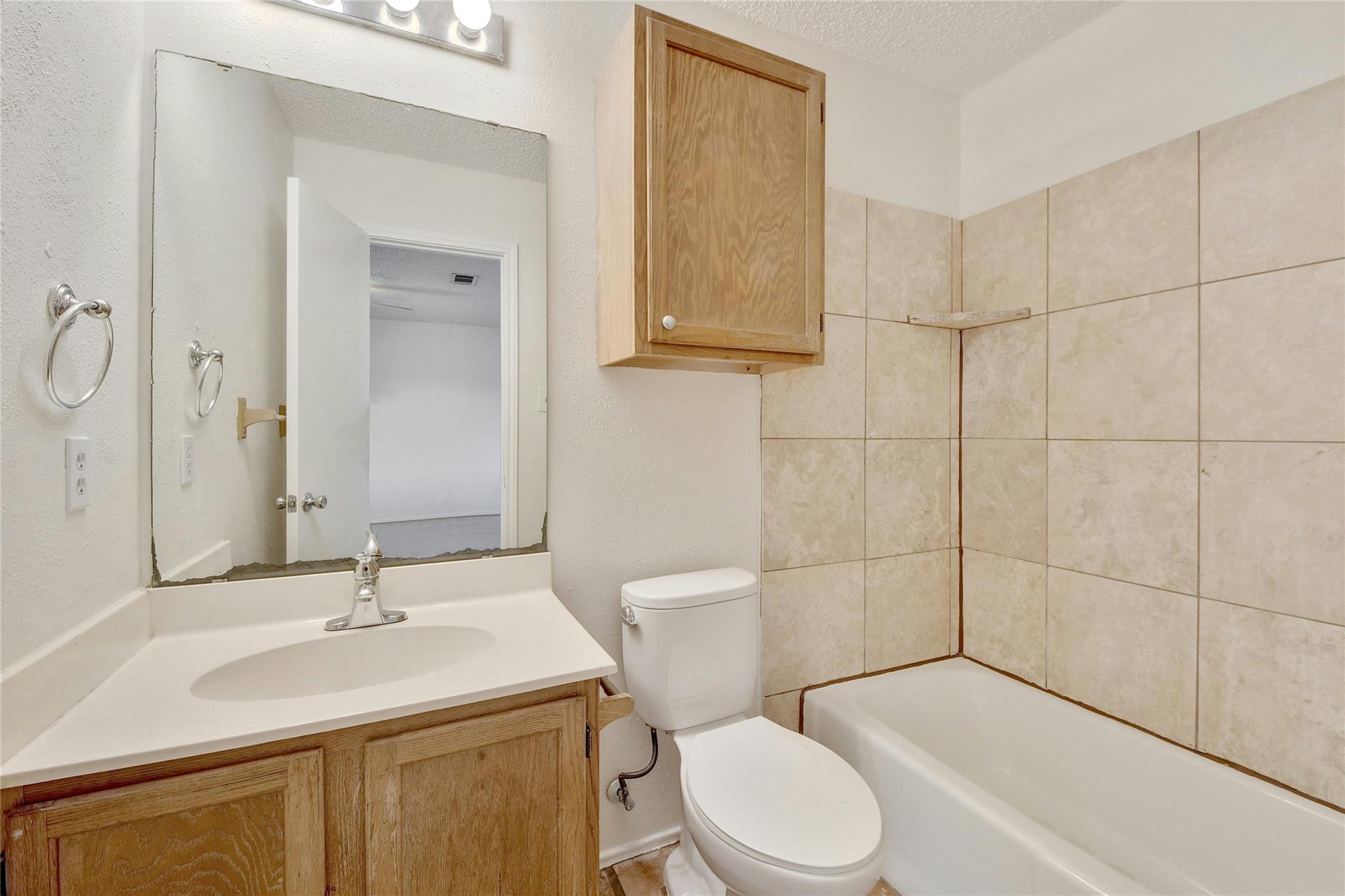 6102 Parkwood Drive Austin TX 78735