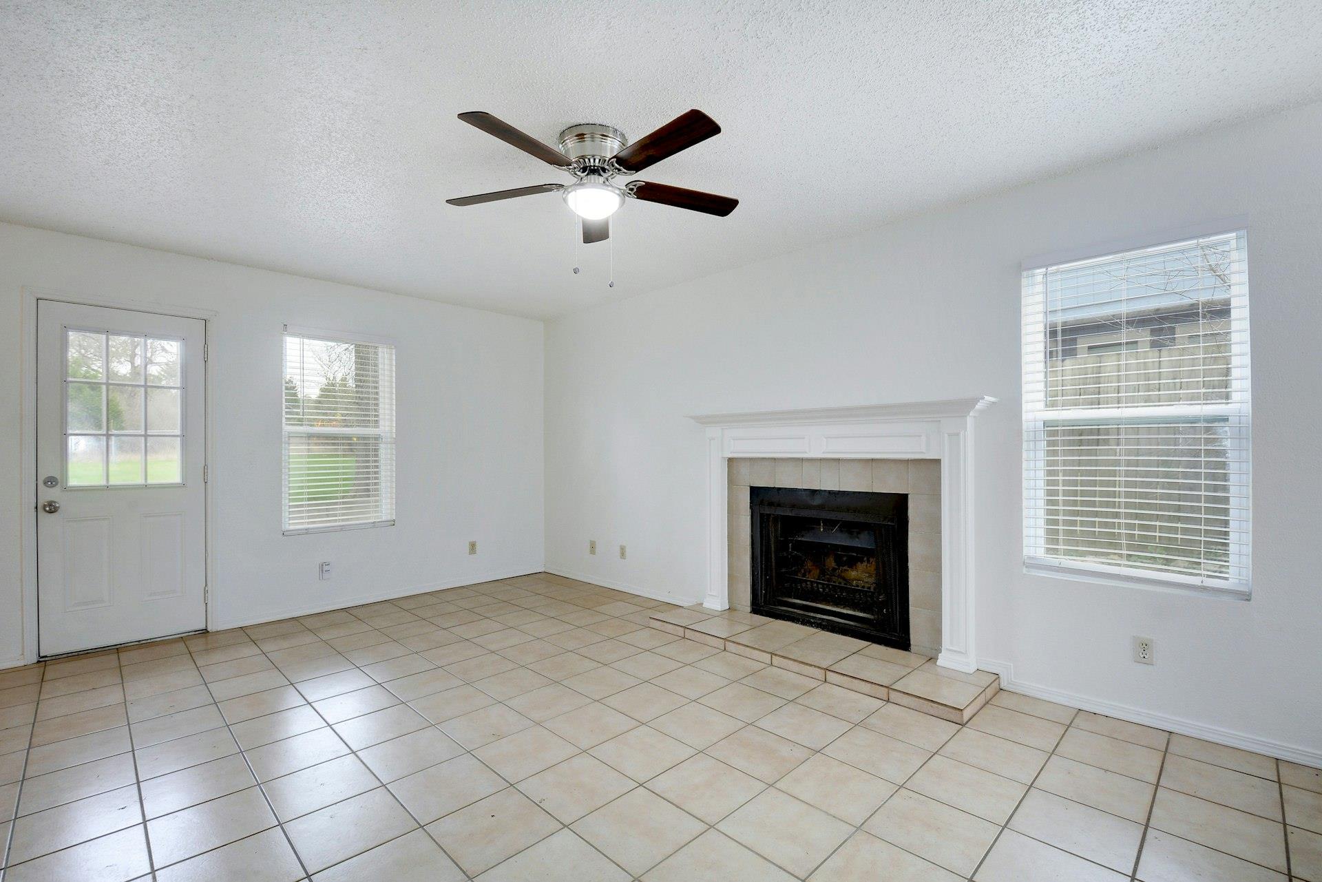6102 Parkwood Drive Austin TX 78735