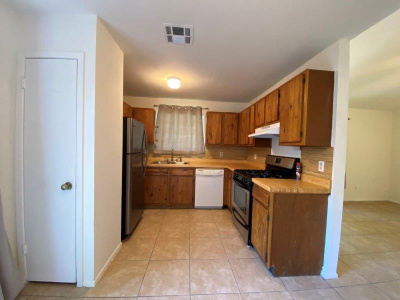 11902 Sunhillow Bend Austin TX 78758