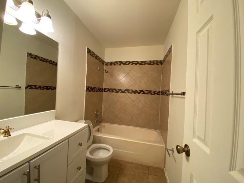 11902 Sunhillow Bend Austin TX 78758